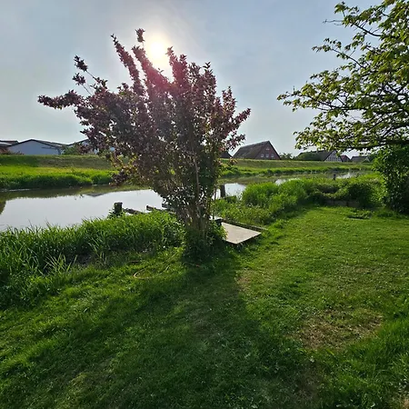 Apartment Luehe Loft - Direkt Am Wasser Im Alten Land Mittelnkirchen