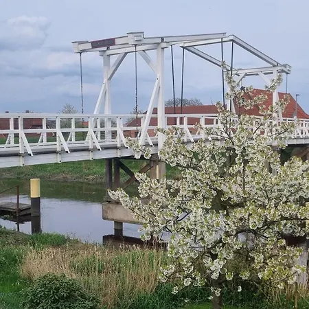 Apartment Luehe Loft - Direkt Am Wasser Im Alten Land Mittelnkirchen